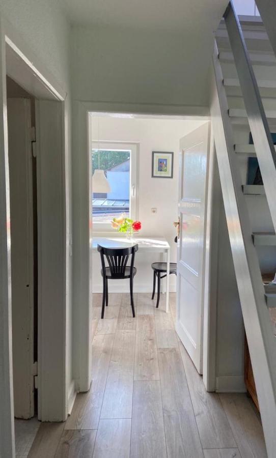 Privates Appartment Ferienwohnung Im Einfamilienhaus Düsseldorf Buitenkant foto