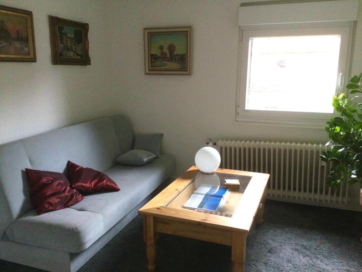 Privates Appartment Ferienwohnung Im Einfamilienhaus Düsseldorf Buitenkant foto